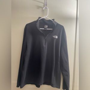 Men’s North Face pullover. Black. Size XL
